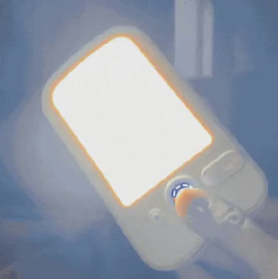 クイックソーラー® 1秒クリップソーラーライト｜人感センサー・USB充電・IP65防水