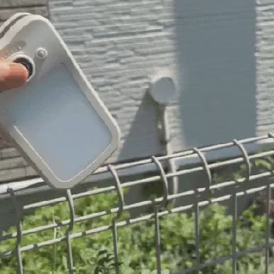 クイックソーラー® 1秒クリップソーラーライト｜人感センサー・USB充電・IP65防水